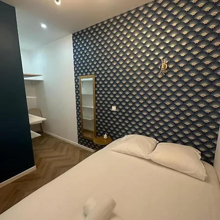 Moon 24 - 6p Apartment Nice